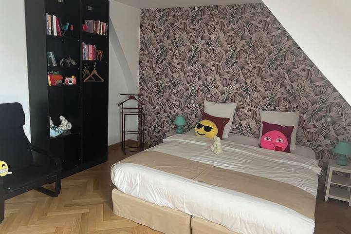 Gîte pour 4 personnes, avec Jacuzzi et Jardin ainsi que Piscine et Sauna à Montmarault - 4