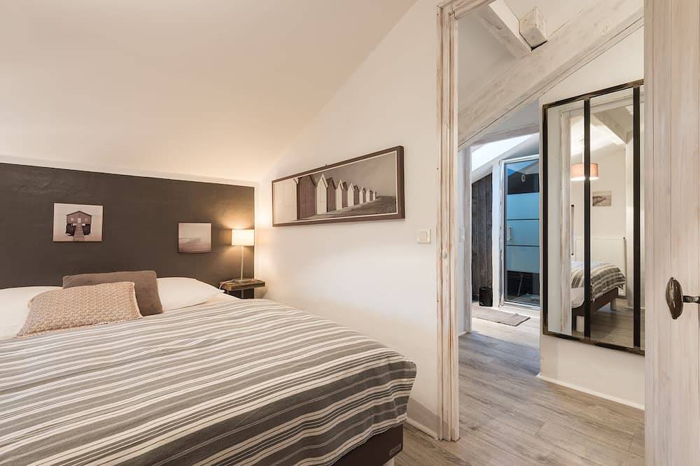 Entire apartment, Charming B&B and Gites a few minutes away from Saint-Jean-de-Luz and Biarritz in Saint-Pée-sur-Nivelle, Bayonne region