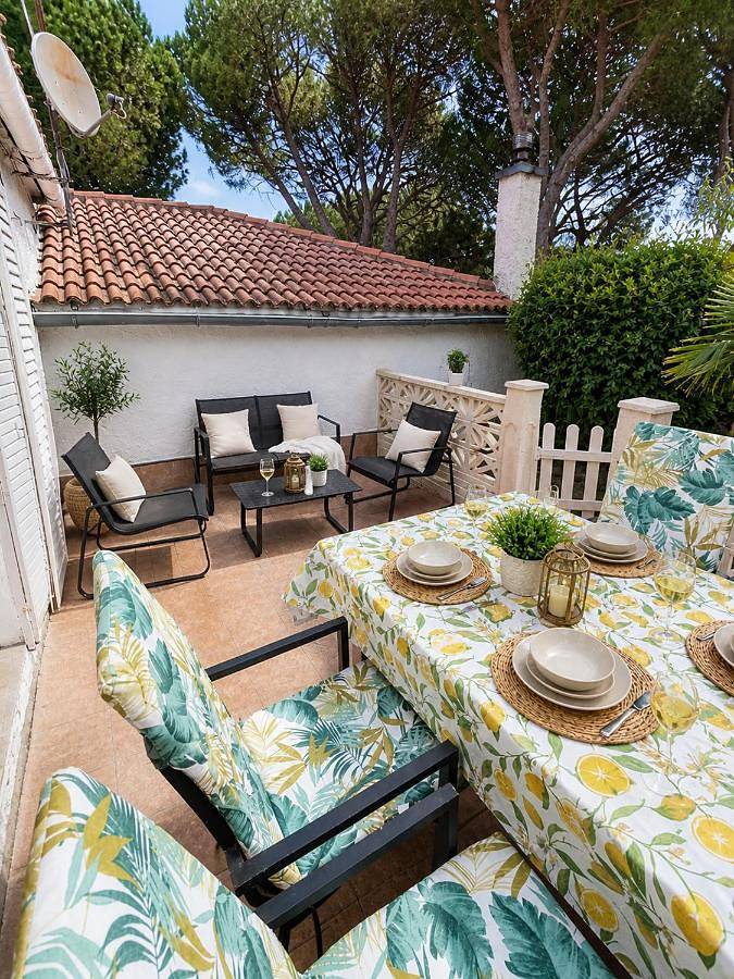 Casa de vacaciones para 4 personas, con vistas al lago y vistas además de jardín y piscina, Se admiten mascotas - 1