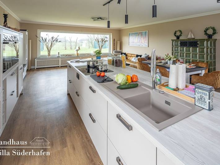 Ganze Ferienwohnung, Landhausvilla Süderhafen - Kleiner Luxus - Kleiner Luxus in Nordstrand (Gemeinde), Nordstrand