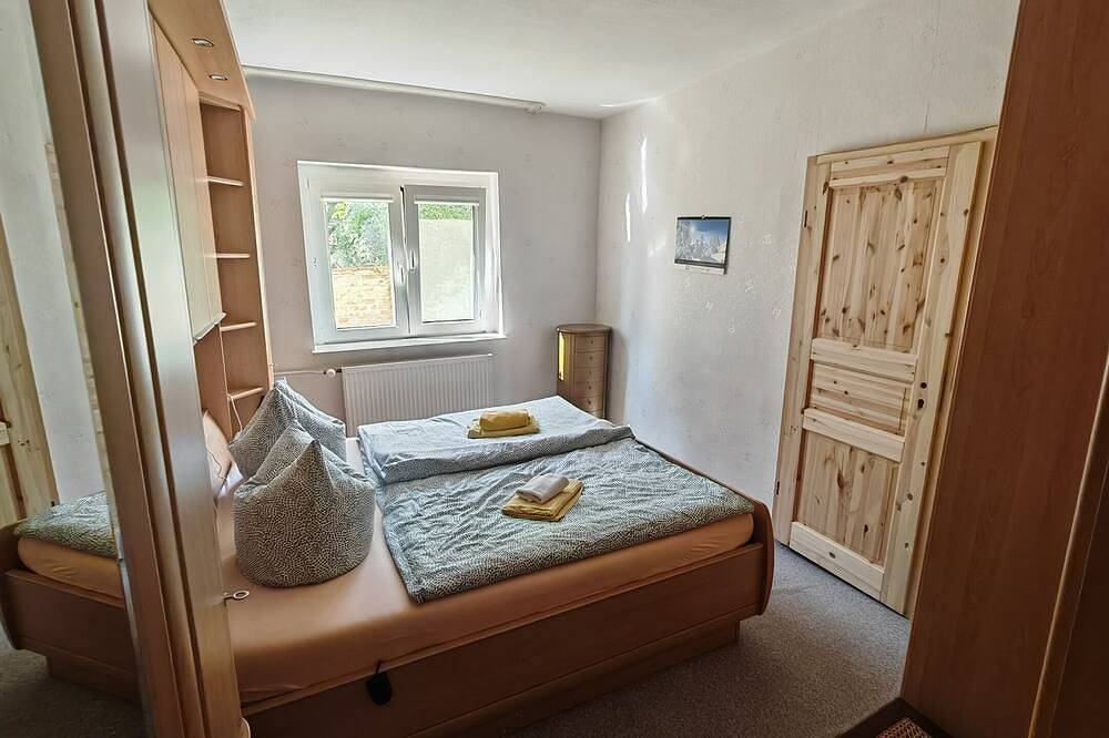 Ganze Wohnung, Fewo Klaus: Geräumige Wohnung in ruhiger Lage in Droyßig, Saale-Unstrut