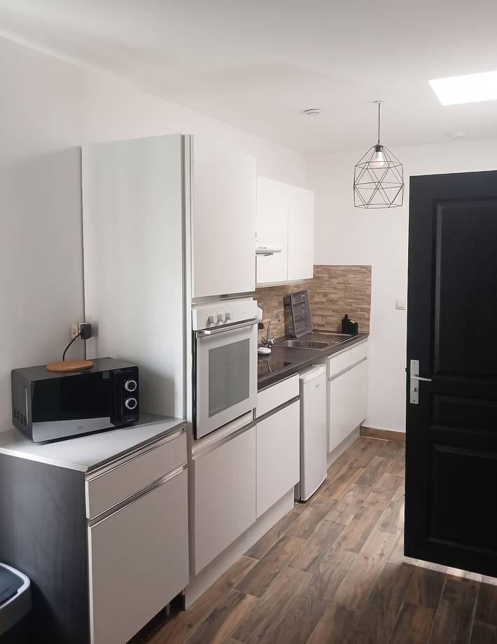 Apartamento entero, Apartamento Valenciennes 45 m², billar in Valenciennes, Región de Valenciennes