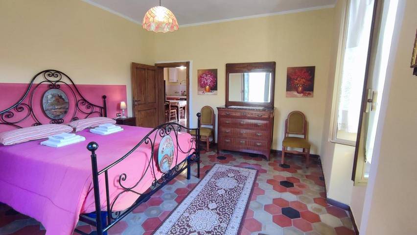 Maison de campagne pour 6 personnes, avec Balcon et Terrasse ainsi que Jardin et Vue à Pontremoli