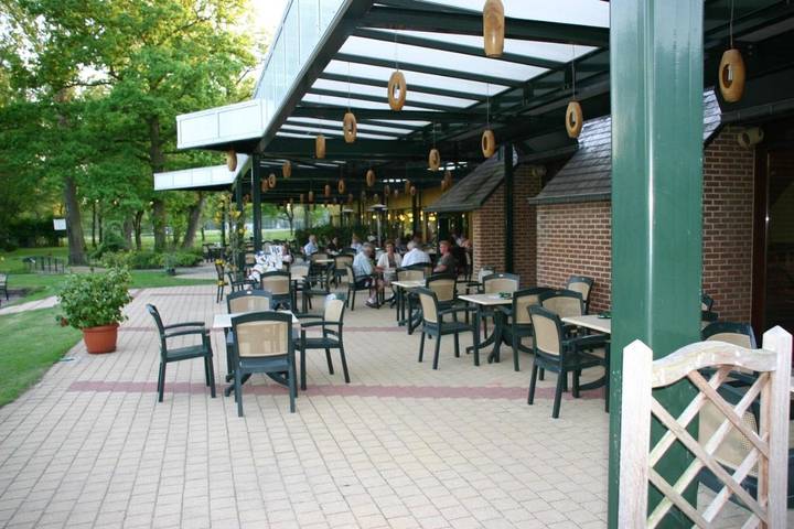 Hôtel, avec Balcon et Jacuzzi ainsi que Terrasse et Jardin à Bocholt