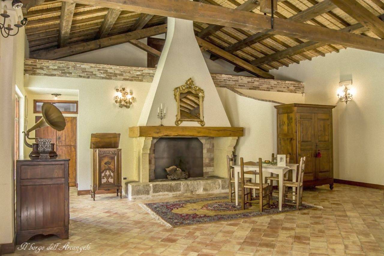 Double Room with Private Bathroom in Tuili, Medio Campidano