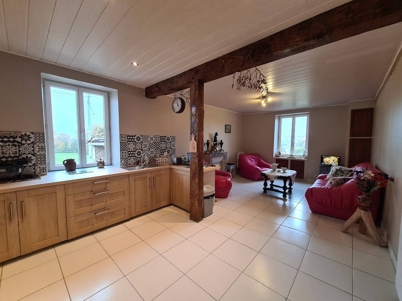 Maison en Berry avec jardin clos près du lac d'Eguzon in Orsennes, Région de La Châtre