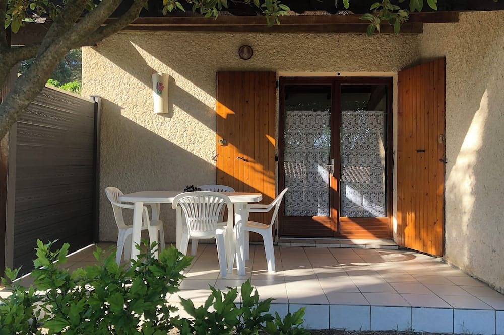 Gîte 4 Personnes au Calme à St Martin D'ardèche in Saint-Martin-d'Ardèche, Gorges de l’Ardèche