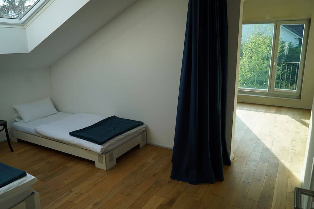 Ganze Wohnung, Loft am See mit Dachterrasse! See-Hopping zwischen Starnberger See und Ammersee in Seefeld, Pilsensee