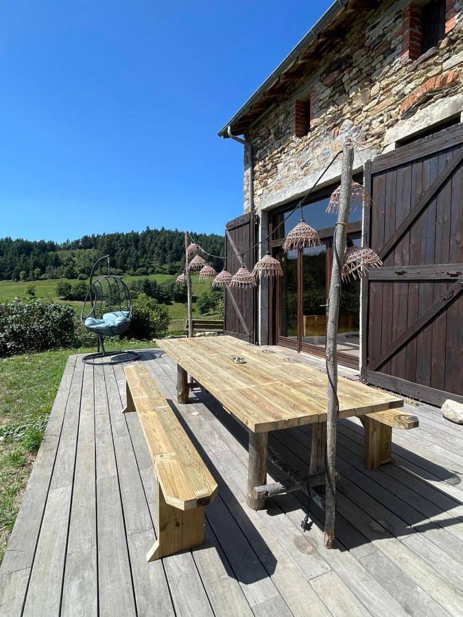 Ancienne étable - En Pleine campagne française in Champagnac-le-Vieux, Parc Naturel Régional Livradois-Forez