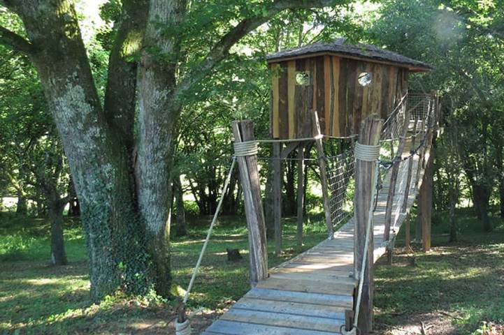 Gîte pour 3 personnes, avec Jardin et Piscine à Donzy