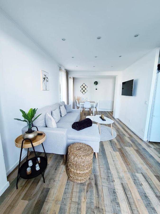 Apartamento inteiro, One-Bedroom Apartment in Saint-Louis, Mulhouse (Região)