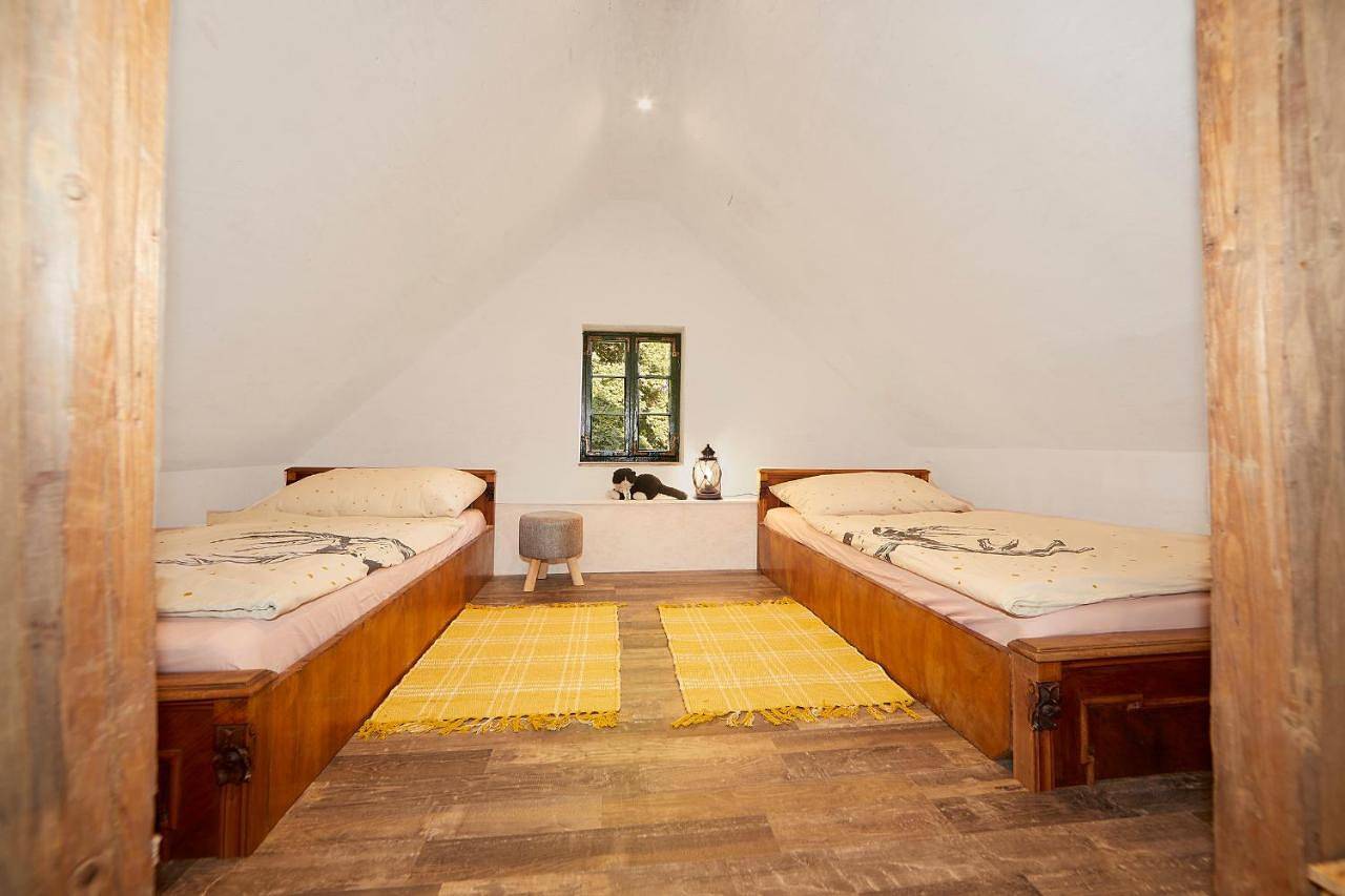Exklusives Zimmer im Kräuterstöckl mit Frühstück gegen Aufpreis in Südoststeiermark, Straden