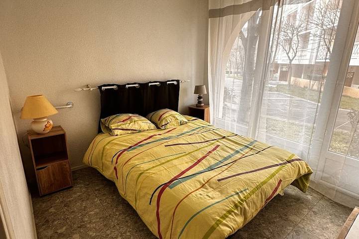 Ganze Wohnung, Miete appt 2 ch 4-6 Pers. Im Erdgeschoss - 10 Minuten zu Fuß von den Thermalbädern entfernt in Lamalou-les-Bains, Béziers und Umgebung