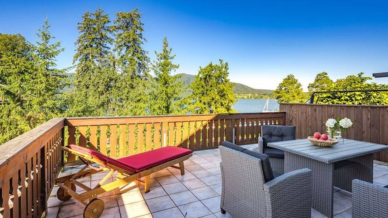 Entire holiday apartment, Holiday apartment for 4 people with terrace in Gmund, Bavarian Alps