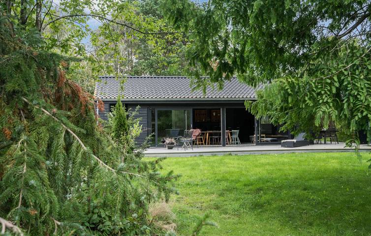 Ferienhaus für 7 Personen, mit Terrasse und Garten auf Møn - 4
