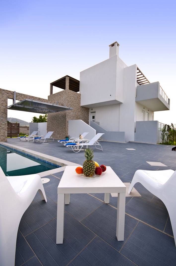 Xenos Villa 1 mit privatem Pool in der Nähe des Meeres in Tigaki, Kos