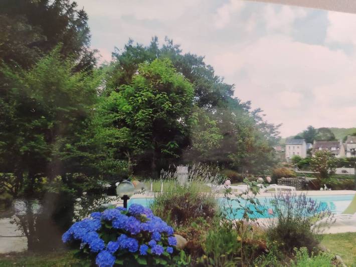Location de vacances pour 11 personnes, avec Terrasse et Piscine à Argentat - 3