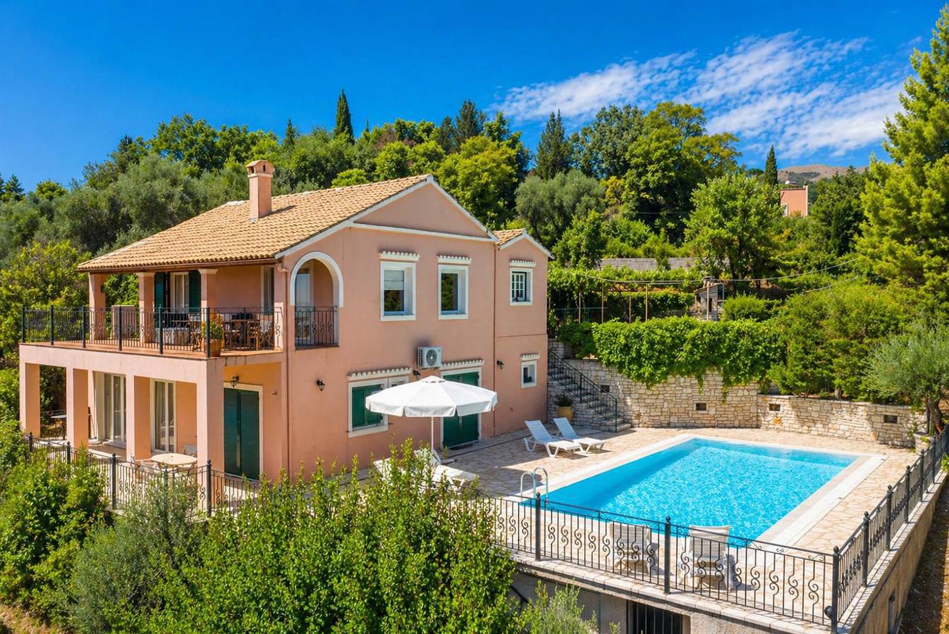 Casa vacanza a Corfù a partire da 214€ a notte