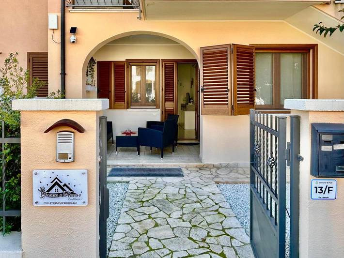 Apartament wakacyjny dla 6 osób, z ogród i balkon w Prowincja Cagliari