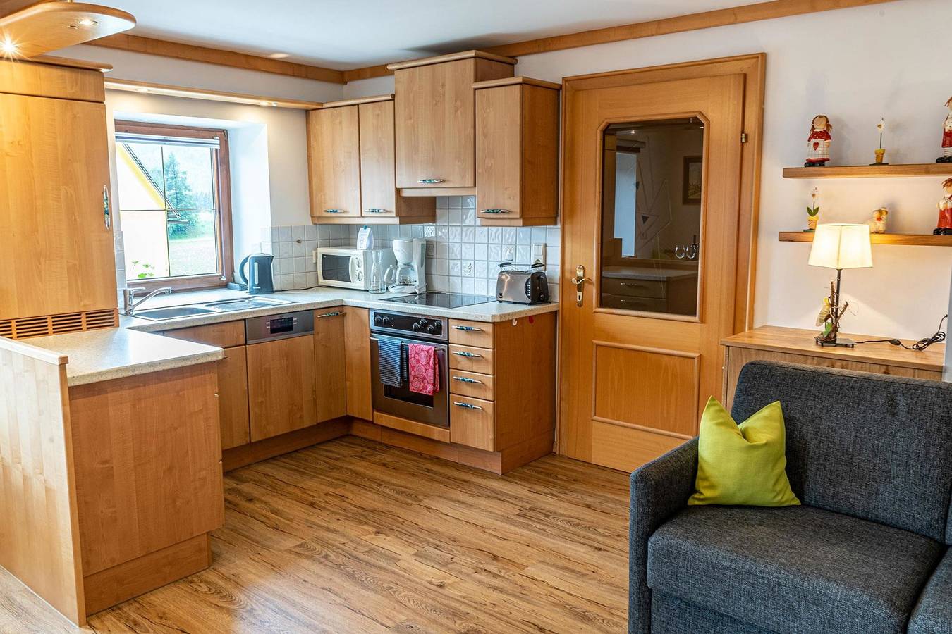 Ganze Ferienwohnung, Apartment/Wohn-Schlafraum/Dusche, Wc in Mariapfarr, Bundesland Salzburg
