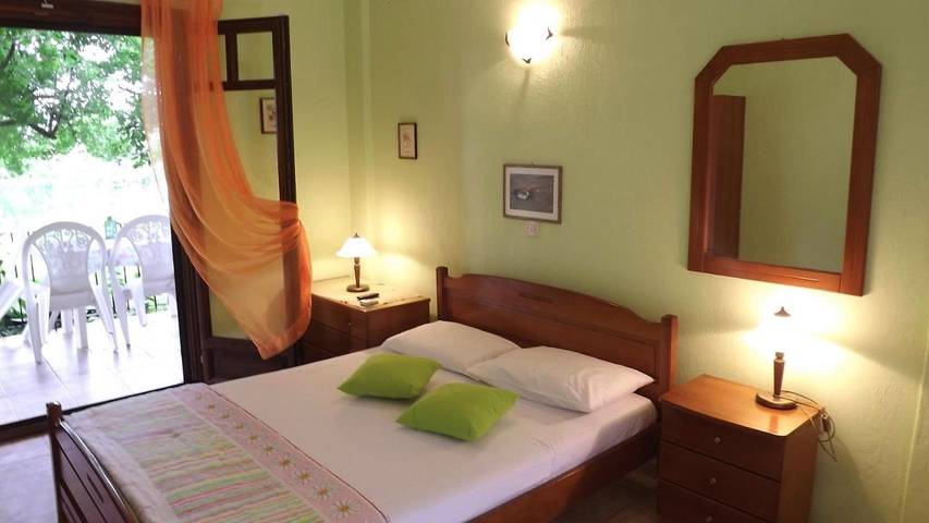 Ferienwohnung für 3 Personen, mit Garten und Ausblick, mit Haustier - 1