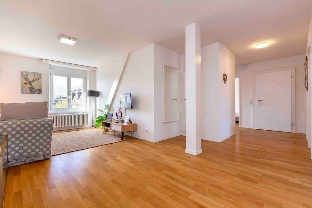 Entire apartment, Guest Fave Downtown 2-Br Loft Apartment 5B in Zurich, Zurich district