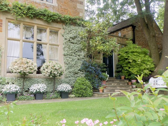 Log cabin for 5 people, with Garden in Leicestershire