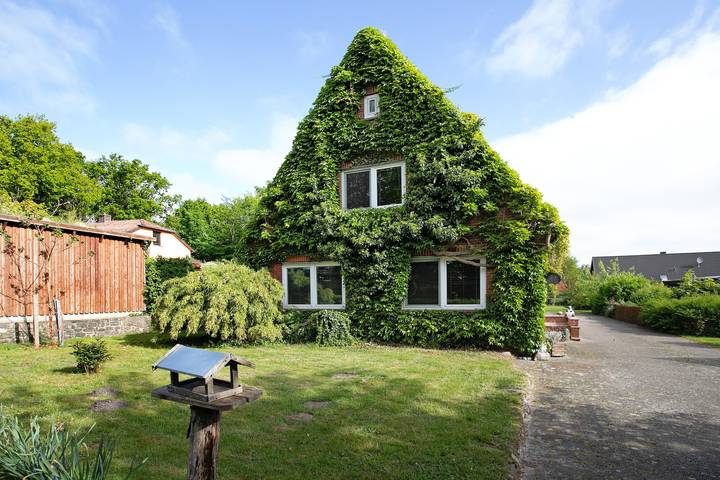 Ferienhaus für 8 Personen, mit Garten in Stadum