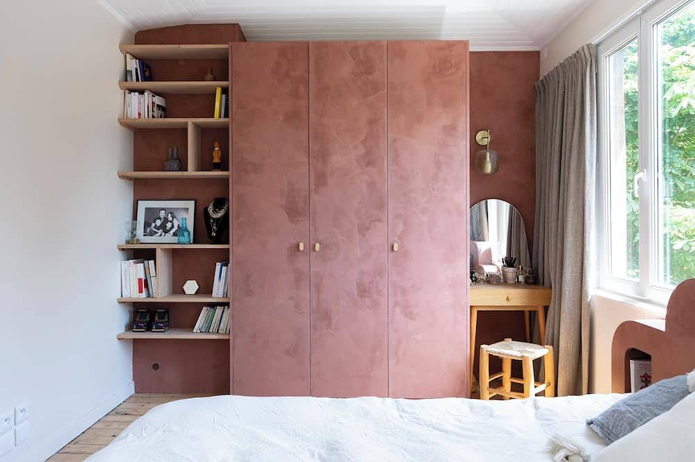 Maison Sur Lac 20min From Paris in Le Vésinet, Yvelines