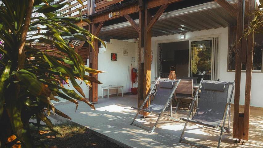 Location de vacances pour 6 personnes, avec terrasse et jardin dans Plage de l'Hermitage