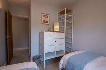 Holiday Home for 4 People in Eastbourne, East Sussex, Photo 4