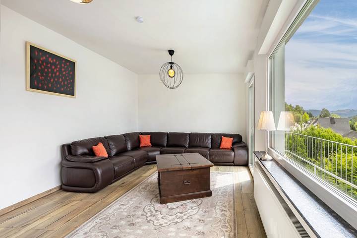 Entire apartment, Apartment “Lenne Wald” with Mountain Views, Private Garden, and Balcony in Werdohl, Märkischer Kreis