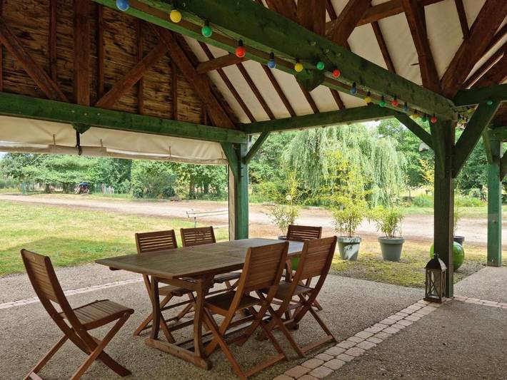 Location de vacances pour 2 personnes, avec piscine ainsi que jardin et terrasse à La Suze-sur-Sarthe - 3