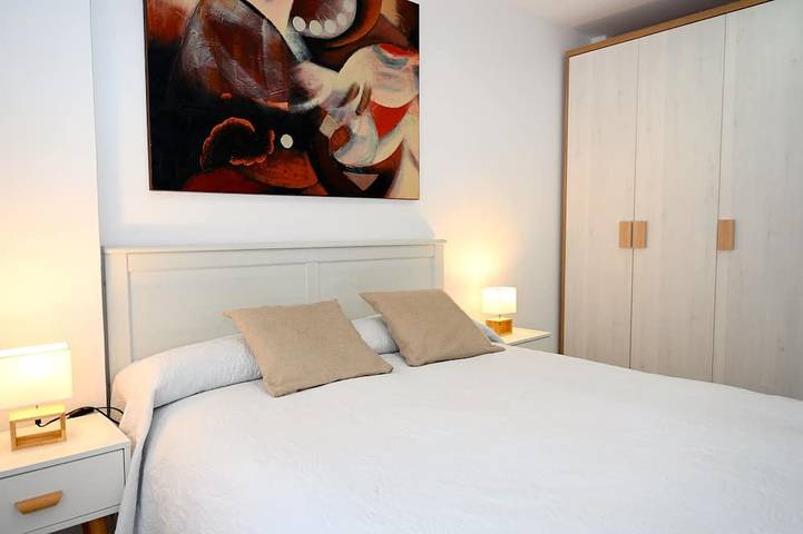 Ferienwohnung für 5 Personen, mit Balkon in Badalona - 3