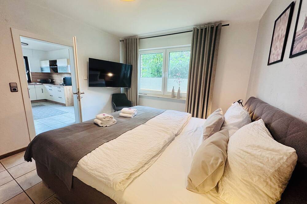 Ganze Wohnung, Stylisches Apartment, Sauna and Wellness in Lübbecke, Wiehengebirge