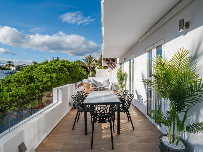 Entire apartment, Casa Lily in Marbella West, Marbella