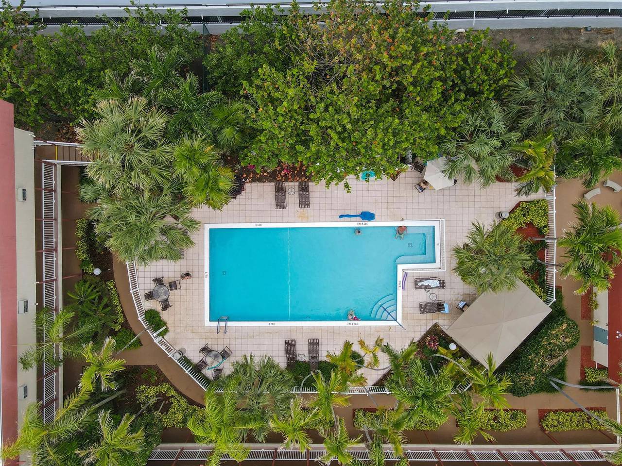 Apartamento entero, La Costa Beach Club in Pompano Beach, Broward County