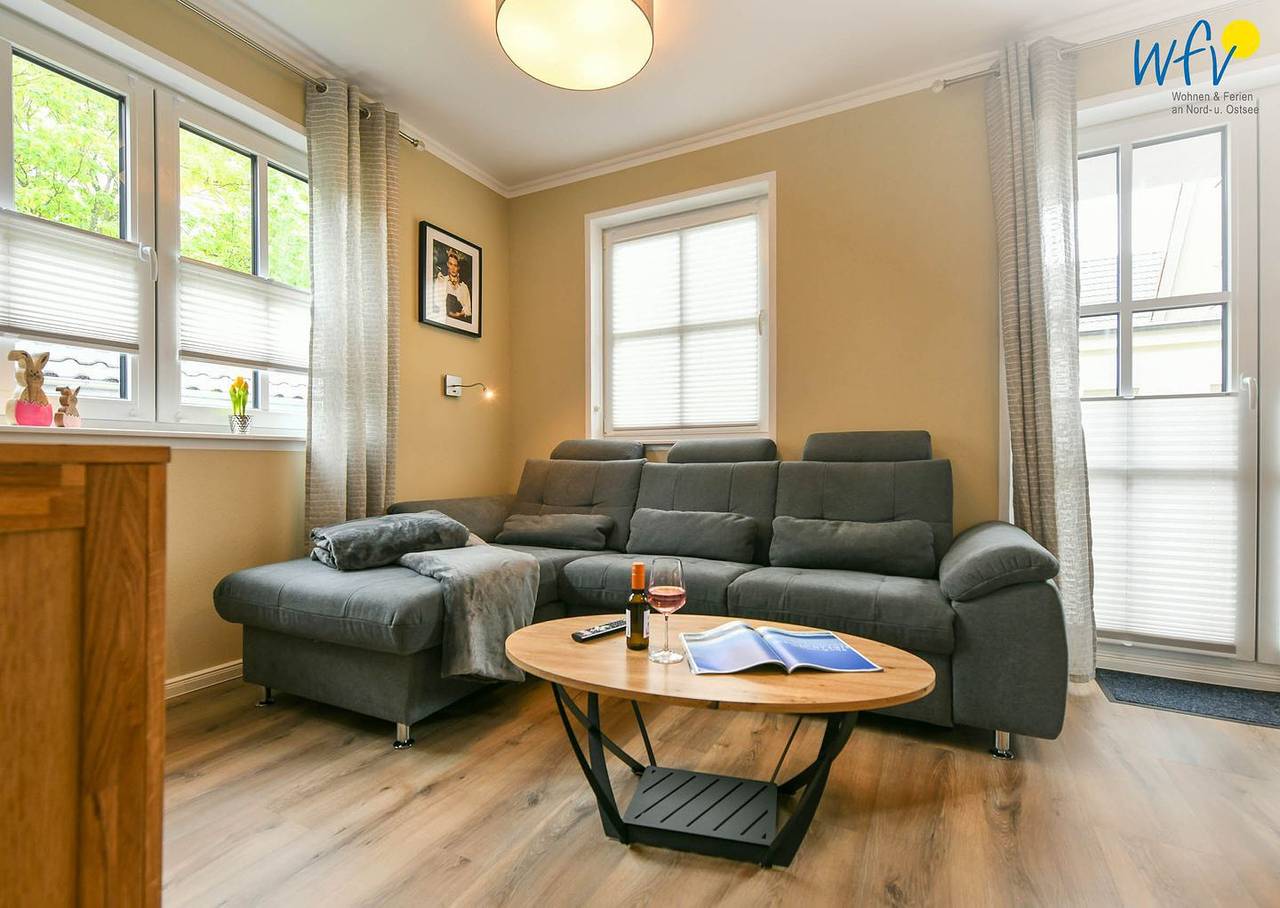 Entire apartment, Cozy Apartment with Balcony & Internet, Near Besame Mucho in Wangerooge