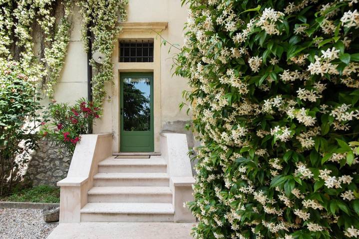 Agriturismo per 2 persone, con Terrazza e Giardino nonché Piscina e Panorama in Valpolicella