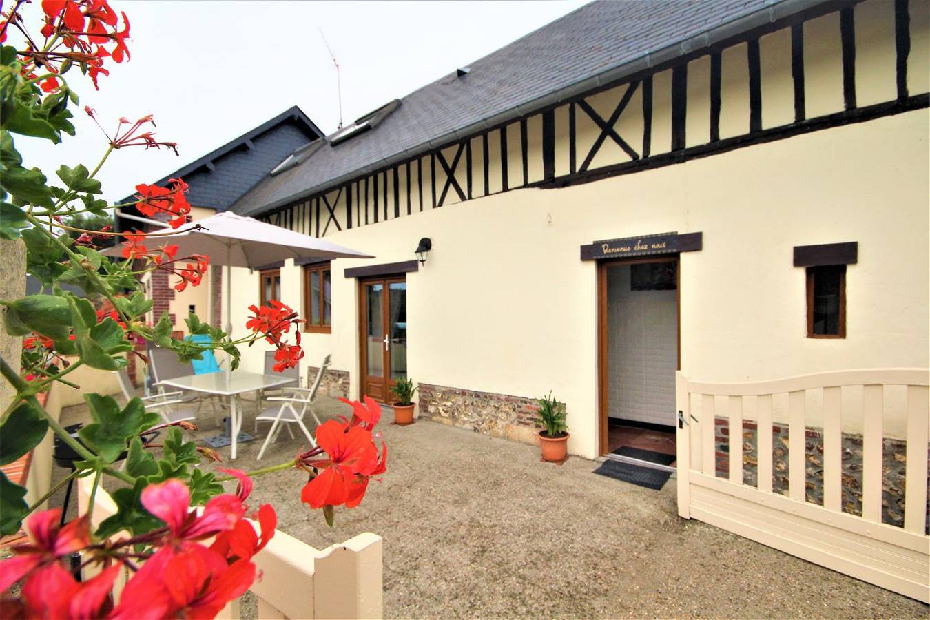 Gîtes de France® - Gîte des Coquelicots in Cany-Barville, Région de Dieppe