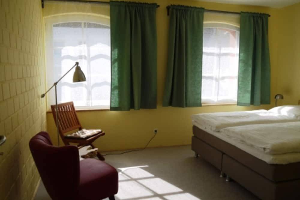 Alte Tischlerei - 2 Doppelzimmer (31) im Hinterhaus - Ferienwohnungen und Zimmer in Lassan, Stettiner Haff