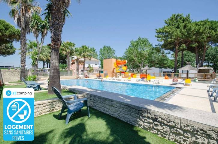 Tente pour 4 personnes, avec sauna ainsi que jacuzzi et bassin pour enfant dans l' Hérault