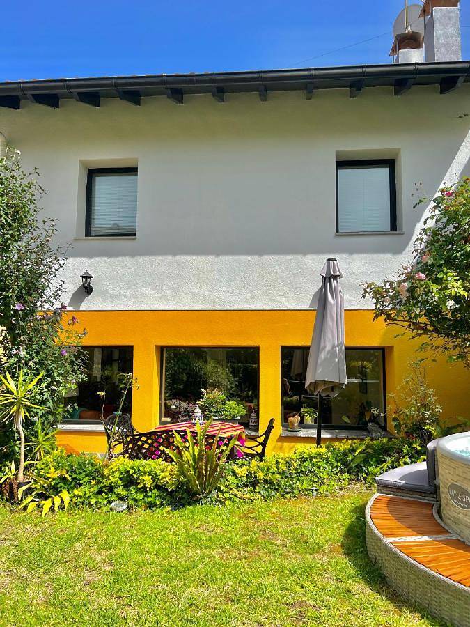 Ferienhaus für 10 Personen, mit Whirlpool und Terrasse, mit Haustier - 1