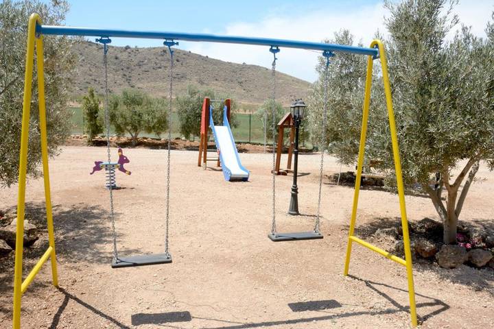 Casa rural para 6 personas, con piscina para niños y jardín además de vistas y piscina, Se admiten mascotas en Provincia de Murcia - 2