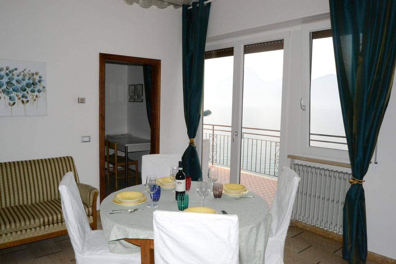 Ganze Wohnung, Haus and Beach in Castelletto di Brenzone, Brenzone