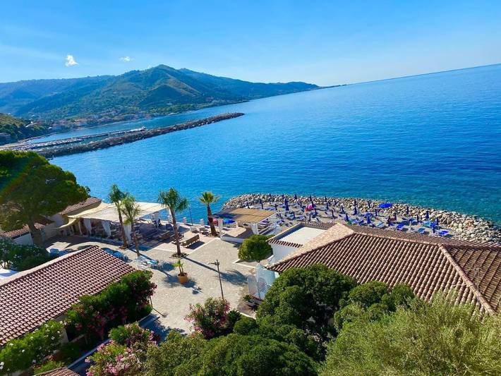 Appartamento per 4 persone, con Balcone e Terrazza nonché Giardino a Montecorice