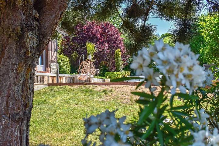 Location de vacances pour 10 personnes à Clarbec