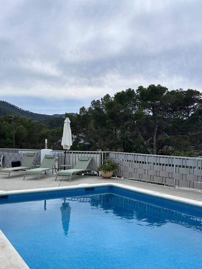 Gîte pour 4 personnes, avec vue ainsi que piscine et balcon dans Portinatx - 4