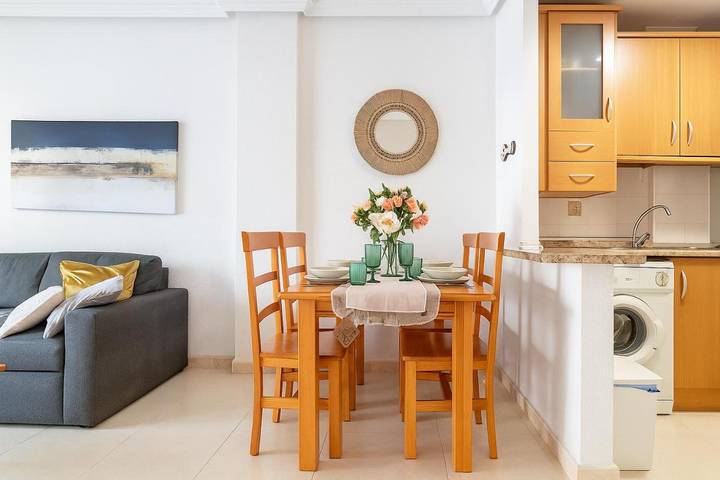 Gîte pour 4 personnes, avec piscine et jardin à Cabo Roig - 3