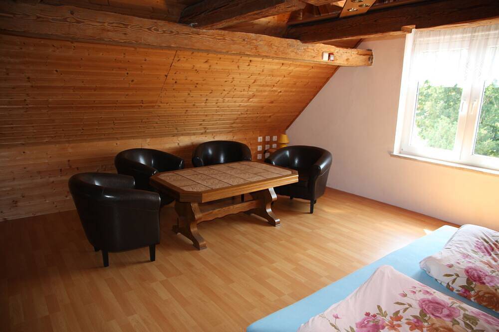 Ferienhaus mit Panoramaterrasse in Feldberger Seenlandschaft, Mecklenburg-Strelitz